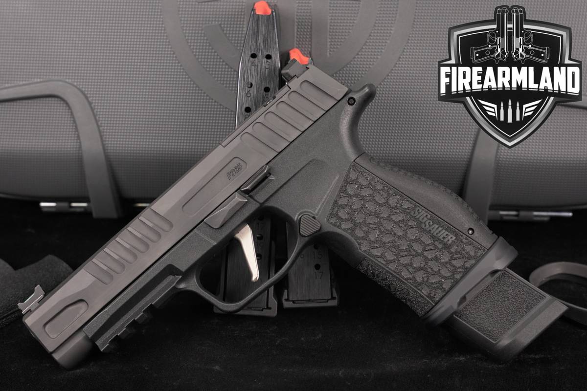 Sig Sauer P365 FUSE 9mm Optics-Ready 4.3" P-365 +3 MAGS & ORIG CASE