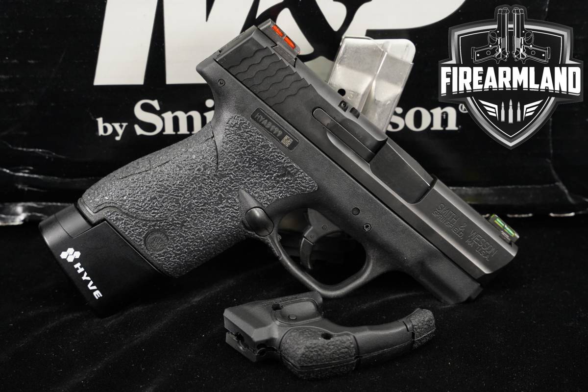 Smith & Wesson M&P9 Shield 1.0 9mm S&W 3.1" M&P 9 +2 MAGS & ORIG BOX
