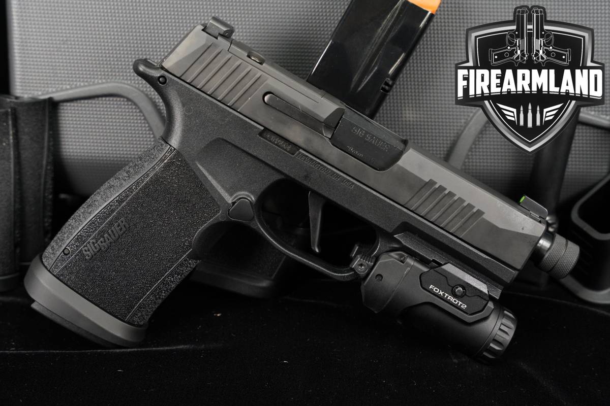 Sig Sauer P365-XMACRO 9mm Optics-Ready P 365 THREADED +2 MAGS & ORIG BOX