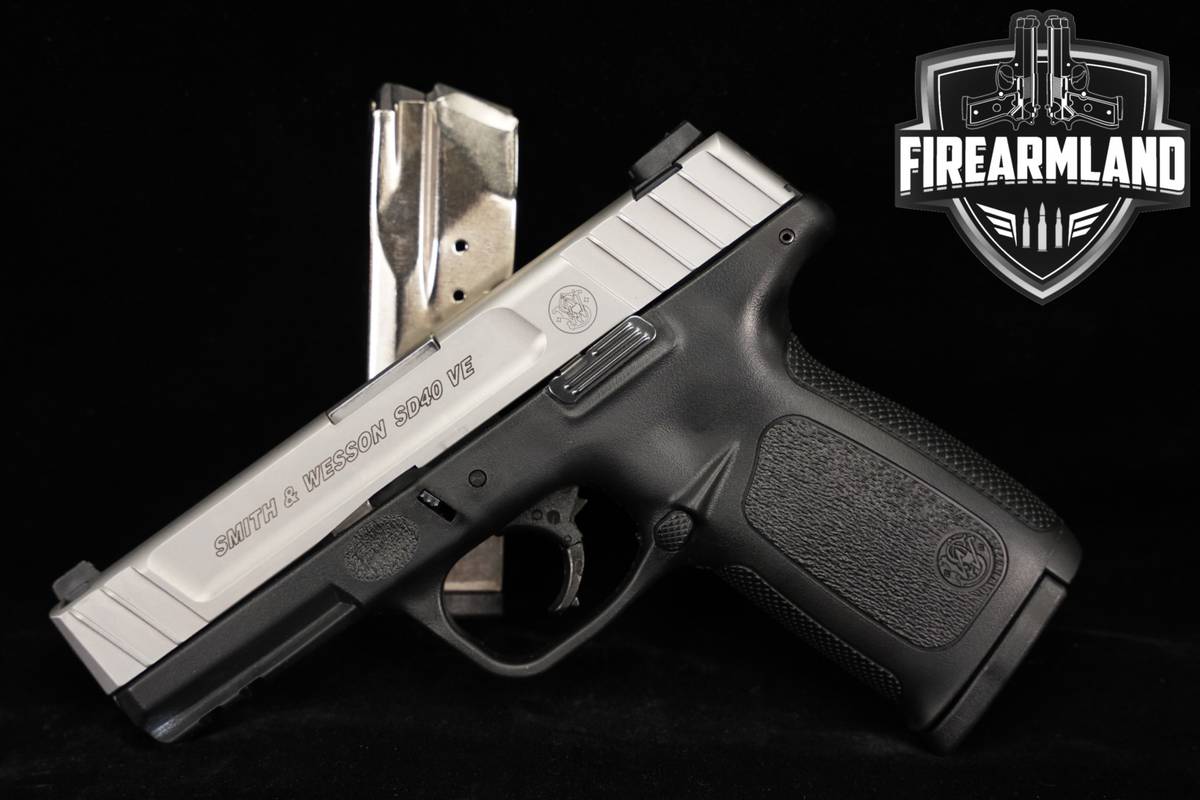 Smith & Wesson SD40 VE 40 S&W 4 Two-Tone Stainless SD SD40VE +2 MAGS