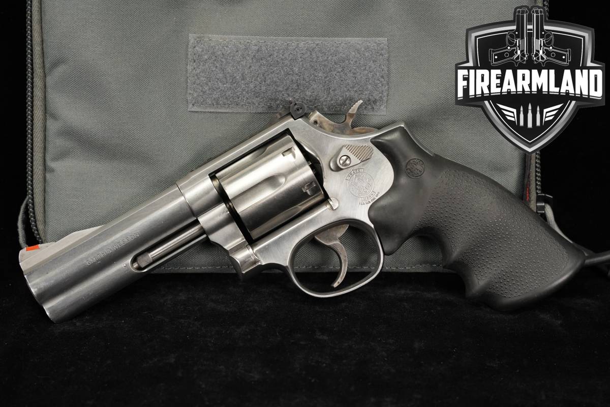 Smith & Wesson Model 686-4 S&W 357 Magnum Stainless DA/SA +CASE